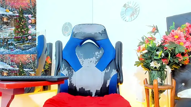 Snapshot of _Sophia_16 chatting on December 26, 3:20 pm Sophia 16 online show from December 26, 3:20 pm