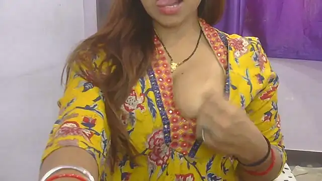 cutie-taara online show from November 6, 4:35 am