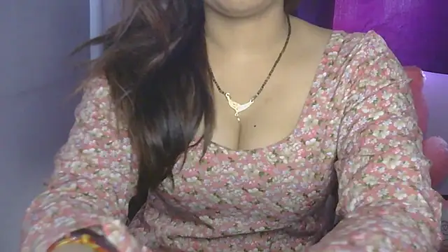 cutie-taara online show from May 27, 3:14 am