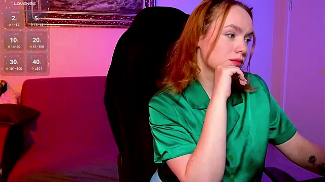 Kari Lunna online show from December 14, 4:01 am