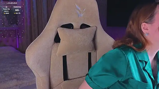 Kari Lunna online show from January 15, 3:33 am