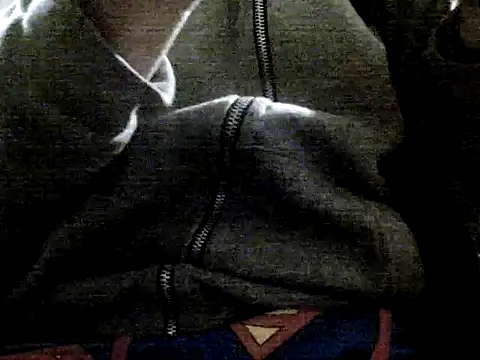 Snapshot of frank32love chatting on December 10, 6:01 am frank32love online show from December 10, 6:01 am