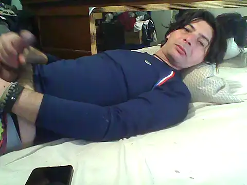 frank32love online show from February 13, 4:03 pm