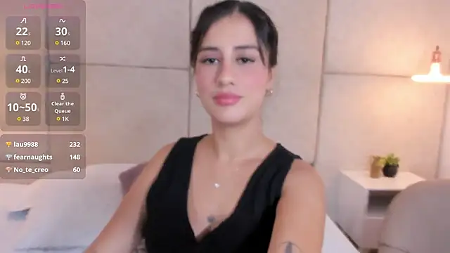 Snapshot of Amiirra_ chatting on January 3, 11:55 pm Amiirra online show from January 3, 11:55 pm