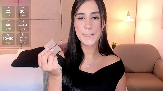 Snapshot of Amiirra_ chatting on March 6, 9:31 pm Amiirra online show from March 6, 9:31 pm