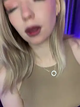 Snapshot of Eva_Millss chatting on January 6, 1:08 pm Eva Millss online show from January 6, 1:08 pm