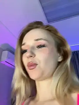 Snapshot of Eva_Millss chatting on March 2, 1:16 pm Eva Millss online show from March 2, 1:16 pm