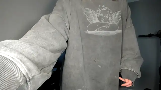 ENGLISHEMILY 69 online show from March 3, 4:14 pm