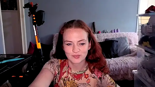 ENGLISHEMILY 69 online show from October 9, 11:41 am