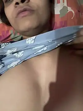 Miss-Kamini online show from February 4, 8:17 pm