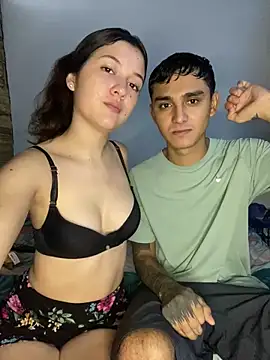 Snapshot of Jonlis01 chatting on December 15, 3:53 pm Jonlis01 online show from December 15, 3:53 pm