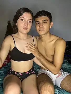 Snapshot of Jonlis01 chatting on December 18, 2:17 pm Jonlis01 online show from December 18, 2:17 pm