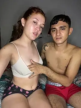 Snapshot of Jonlis01 chatting on December 27, 12:50 am Jonlis01 online show from December 27, 12:50 am