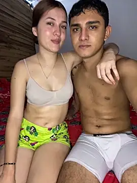 Snapshot of Jonlis01 chatting on February 14, 4:41 pm Jonlis01 online show from February 14, 4:41 pm