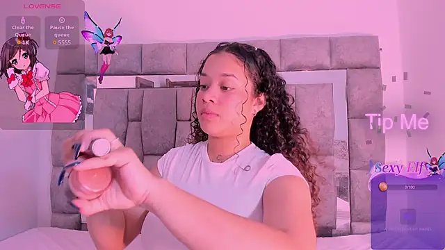 zulyjones online show from February 1, 7:02 pm