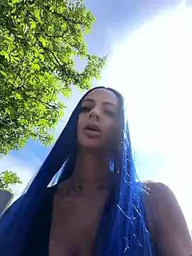 Snapshot of mrs_skinny_goddess chatting on May 4, 9:05 am mrs skinny goddess online show from May 4, 9:05 am