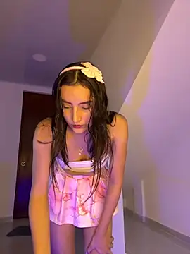 EmySofia online show from November 15, 3:04 am