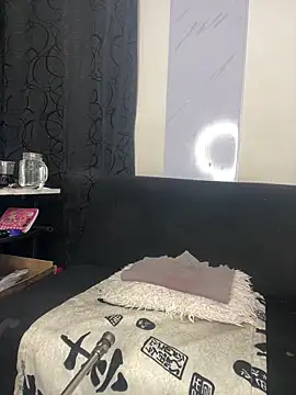 Snapshot of chiquimaturesexy chatting on March 2, 9:43 pm chiquimaturesexy online show from March 2, 9:43 pm