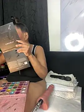 chiquimaturesexy online show from March 6, 10:39 pm