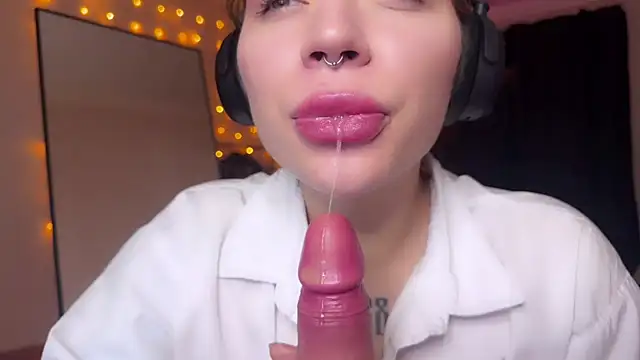 Snapshot of PaulaPratt chatting on December 1, 4:29 pm PaulaPratt online show from December 1, 4:29 pm