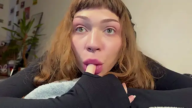 Snapshot of PaulaPratt chatting on January 9, 11:58 am PaulaPratt online show from January 9, 11:58 am