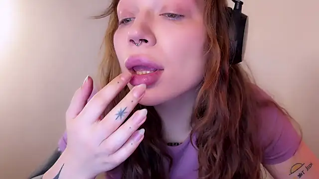 Snapshot of PaulaPratt chatting on January 18, 4:04 am PaulaPratt online show from January 18, 4:04 am