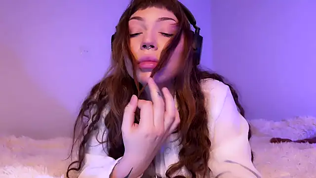 Snapshot of PaulaPratt chatting on January 28, 2:43 am PaulaPratt online show from January 28, 2:43 am