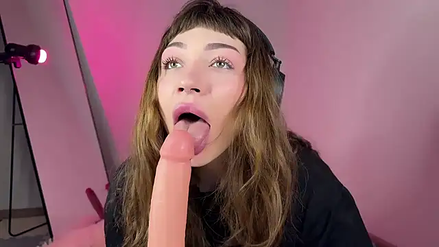 Snapshot of PaulaPratt chatting on March 2, 5:01 am PaulaPratt online show from March 2, 5:01 am