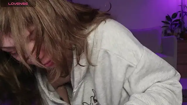 PaulaPratt online show from February 10, 5:11 am