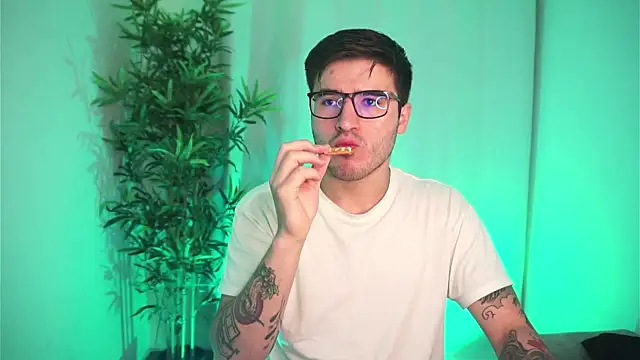 Tony Wylie online show from November 15, 10:12 am