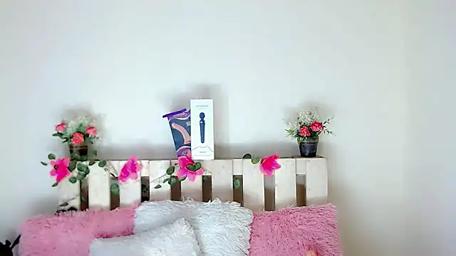 Madisson Ivanova online show from January 24, 11:26 am