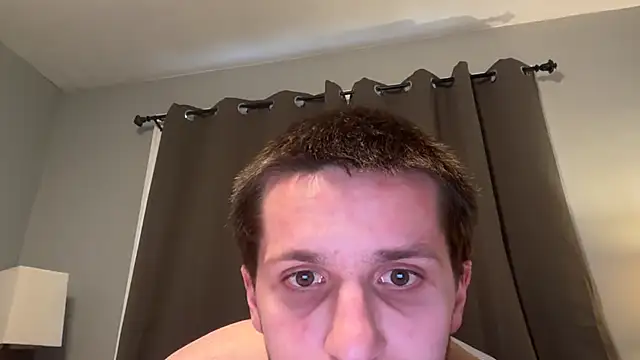 Snapshot of zachandwill chatting on March 22, 4:15 pm zachandwill online show from March 22, 4:15 pm