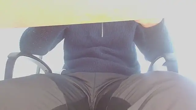 Snapshot of nass21cmm chatting on January 21, 1:22 pm nass21cmm online show from January 21, 1:22 pm