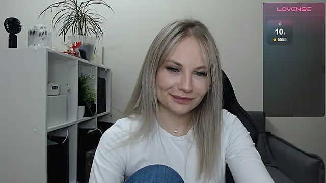 Sunny bunny6 online show from March 7, 7:38 pm