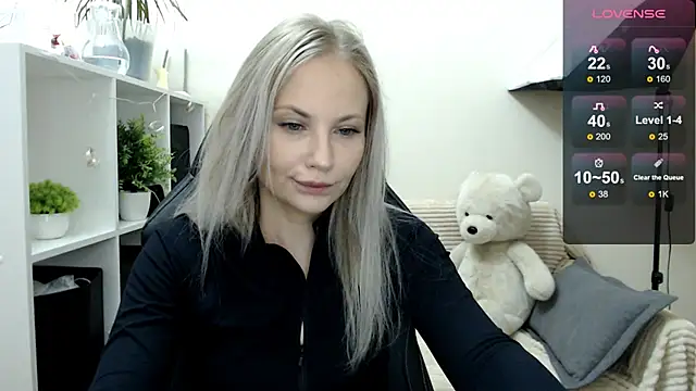 Sunny bunny6 online show from September 9, 3:17 am