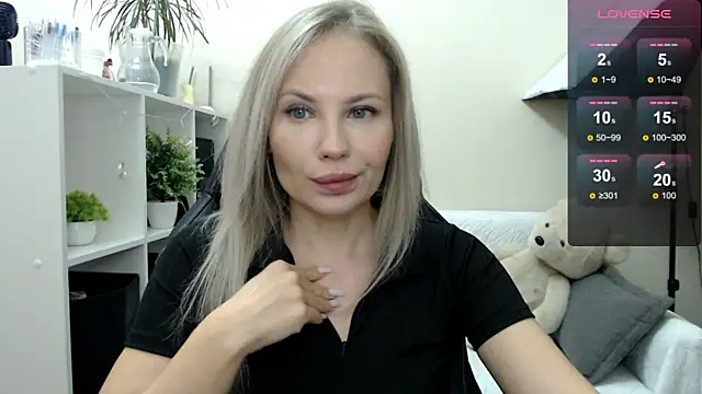 Sunny bunny6 online show from October 20, 4:57 am