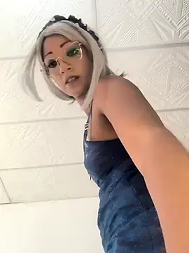 Amaliu  online show from February 3, 9:39 pm