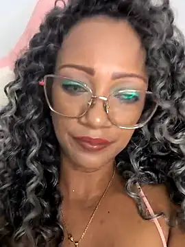 Amaliu  online show from March 3, 2:26 pm