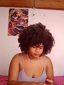 DANIELA MICHEL online show from December 2, 2:52 pm