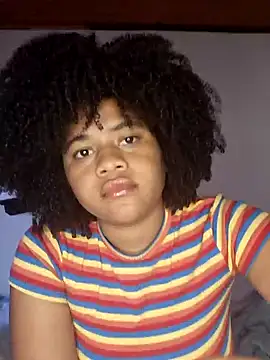 DANIELA MICHEL online show from February 3, 9:39 pm