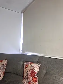 DANIELA MICHEL online show from March 16, 1:49 pm