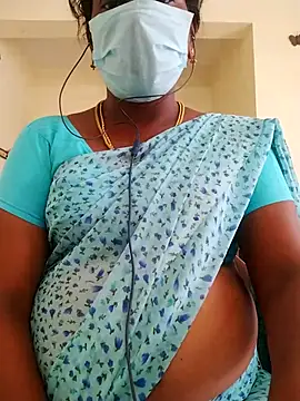 Snapshot of Preethytamilsexy chatting on June 13, 5:05 am Preethytamilsexy online show from June 13, 5:05 am