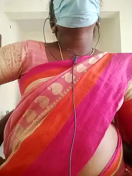 Snapshot of Preethytamilsexy chatting on June 17, 8:17 am Preethytamilsexy online show from June 17, 8:17 am