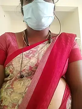 Snapshot of Preethytamilsexy chatting on July 7, 6:47 am Preethytamilsexy online show from July 7, 6:47 am