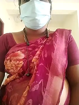 Snapshot of Preethytamilsexy chatting on July 10, 6:28 am Preethytamilsexy online show from July 10, 6:28 am