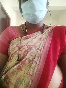 Snapshot of Preethytamilsexy chatting on July 11, 10:18 am Preethytamilsexy online show from July 11, 10:18 am