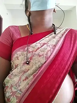 Snapshot of Preethytamilsexy chatting on July 17, 5:14 am Preethytamilsexy online show from July 17, 5:14 am