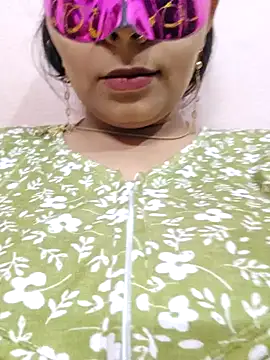 Snapshot of Anjalihotwife chatting on July 16, 5:52 pm Anjalihotwife online show from July 16, 5:52 pm