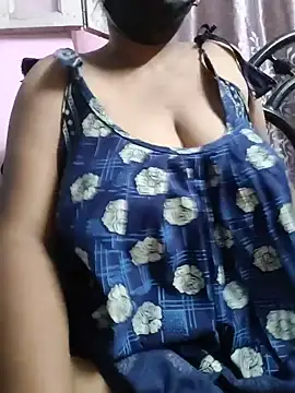 BERRY 00 online show from June 2, 10:17 am