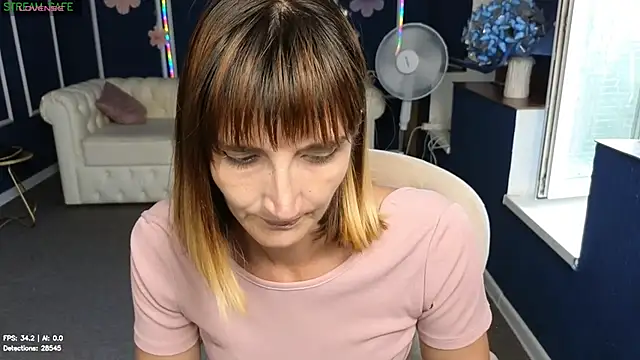 Nika Kitten online show from July 16, 8:20 am